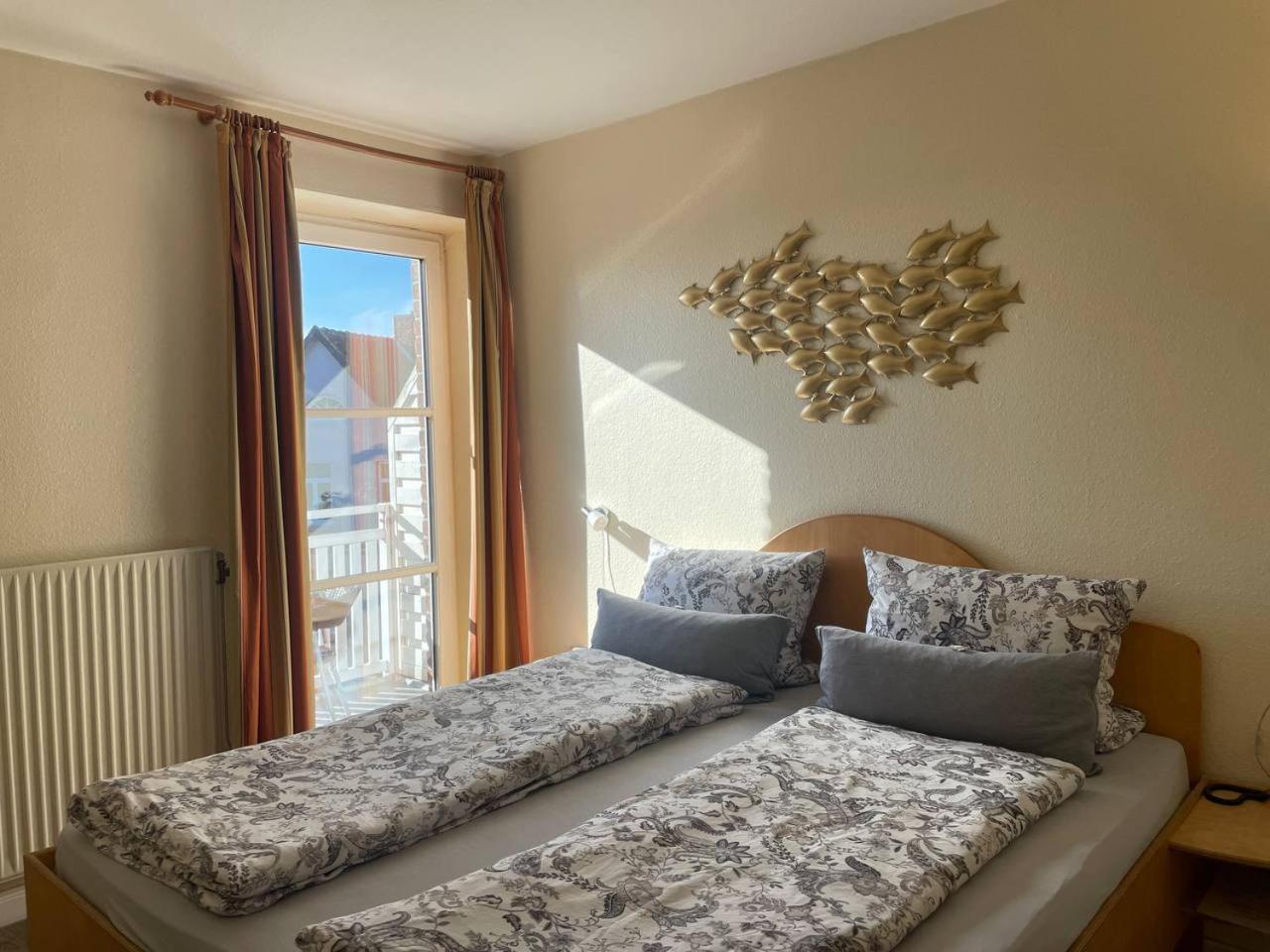 Hotel Deichvoigt Cuxhaven Bagian luar foto