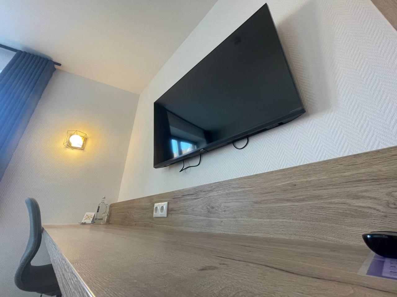 Hotel Deichvoigt Cuxhaven Bagian luar foto