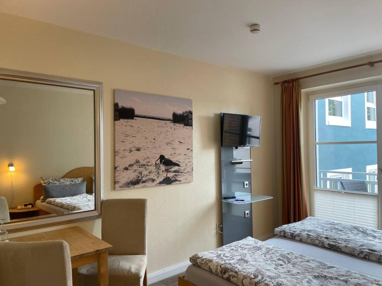 Hotel Deichvoigt Cuxhaven Bagian luar foto