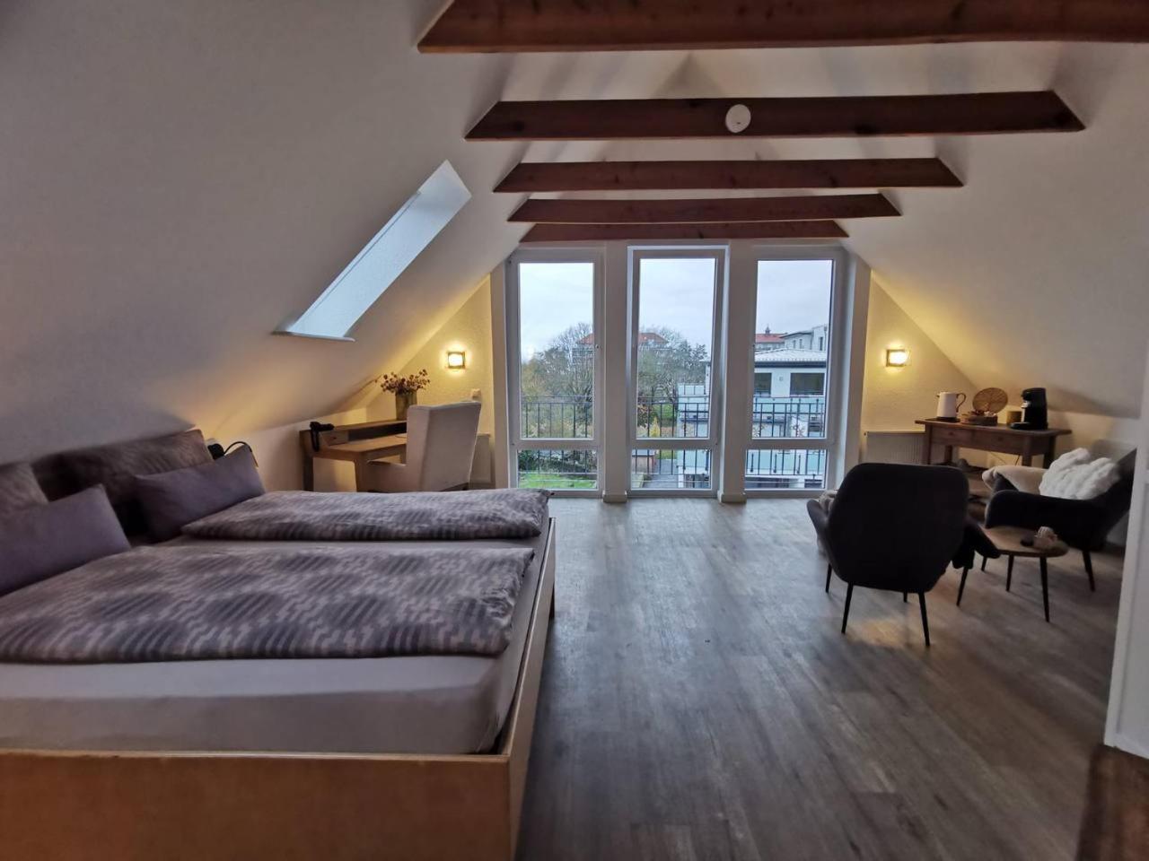 Hotel Deichvoigt Cuxhaven Bagian luar foto