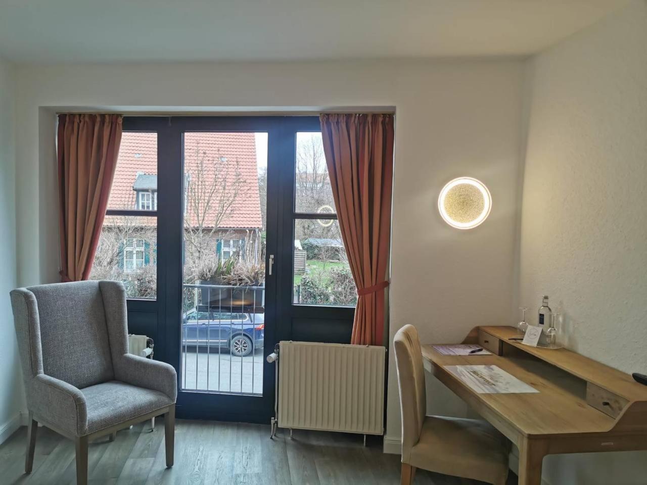 Hotel Deichvoigt Cuxhaven Bagian luar foto
